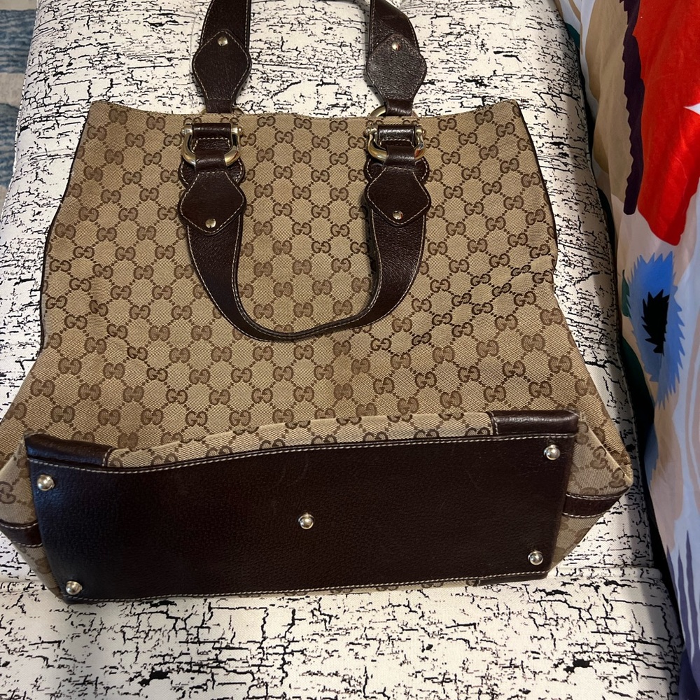 Gucci Authentic Leather Handles